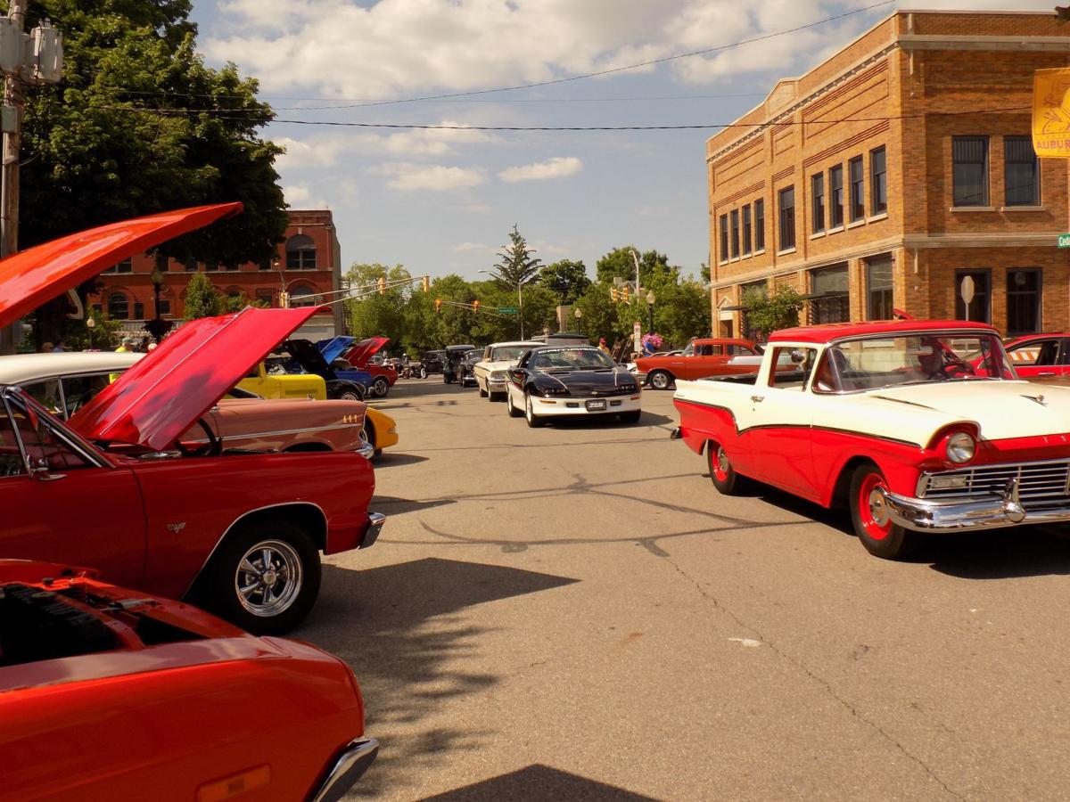 Cars roll into downtown Auburn for first cruisein of season