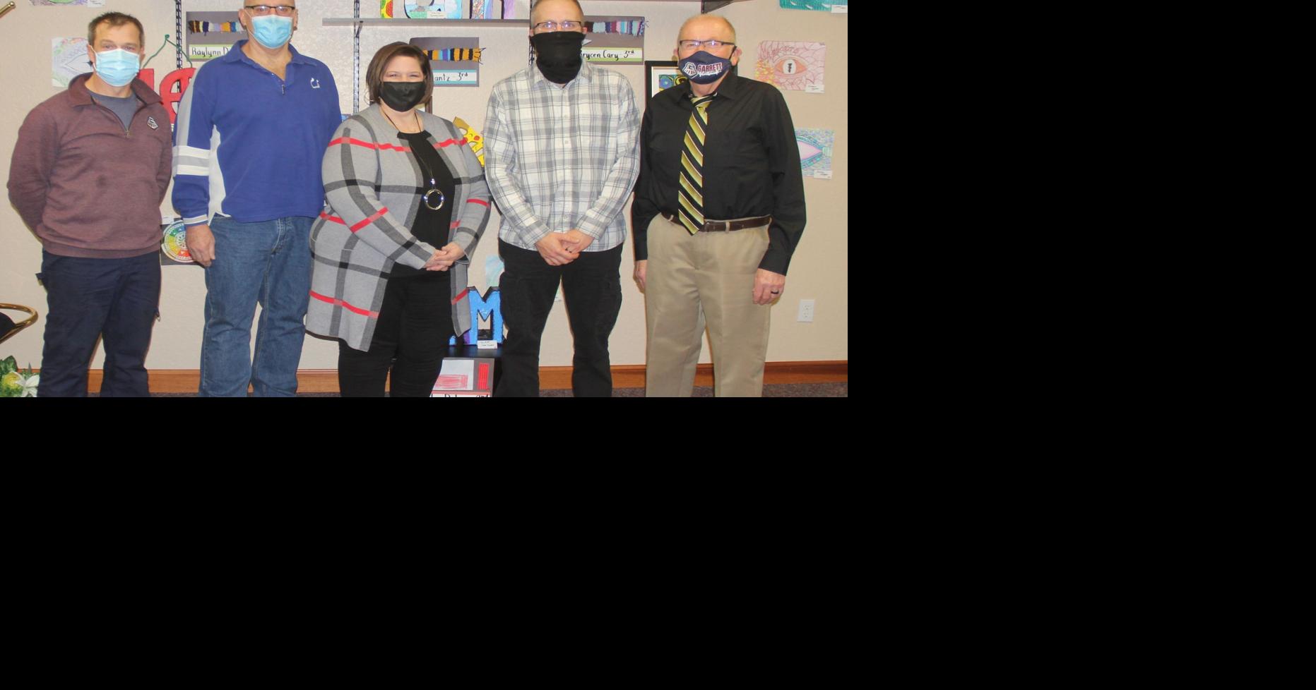 Garrett school board members take oaths Garrett Clipper