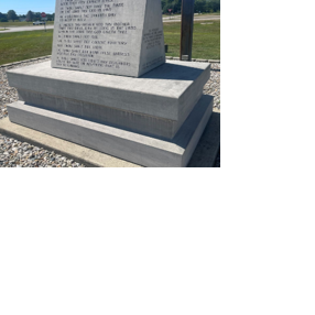 Governor sues to get the Ten Commandments back