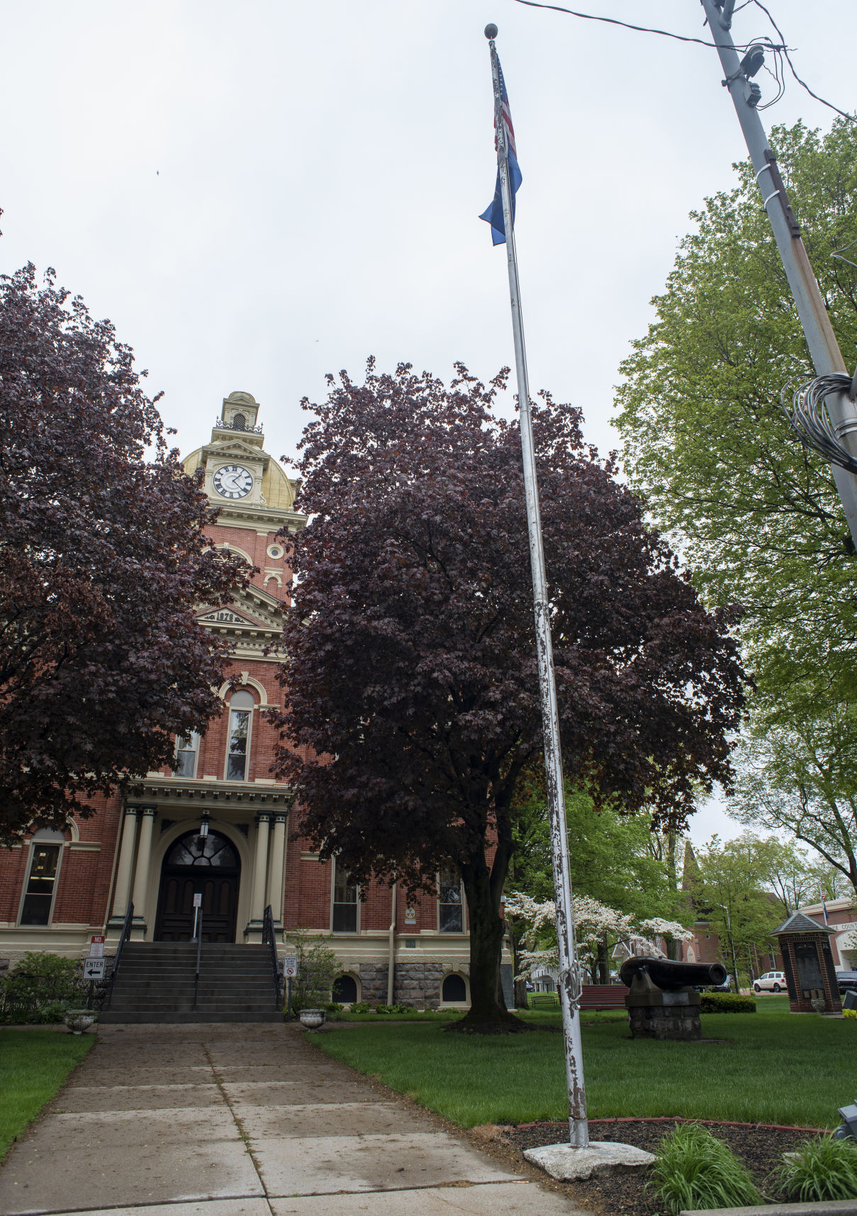 Courthouse to get new flagpole - Vimarsana News