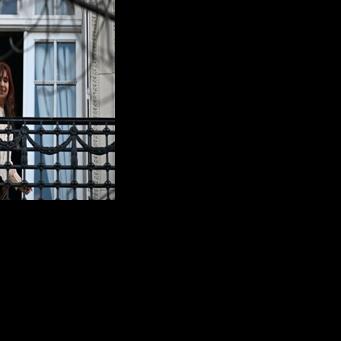 Argentine court orders $500 mn forfeiture in ex-pres. Kirchner graft case