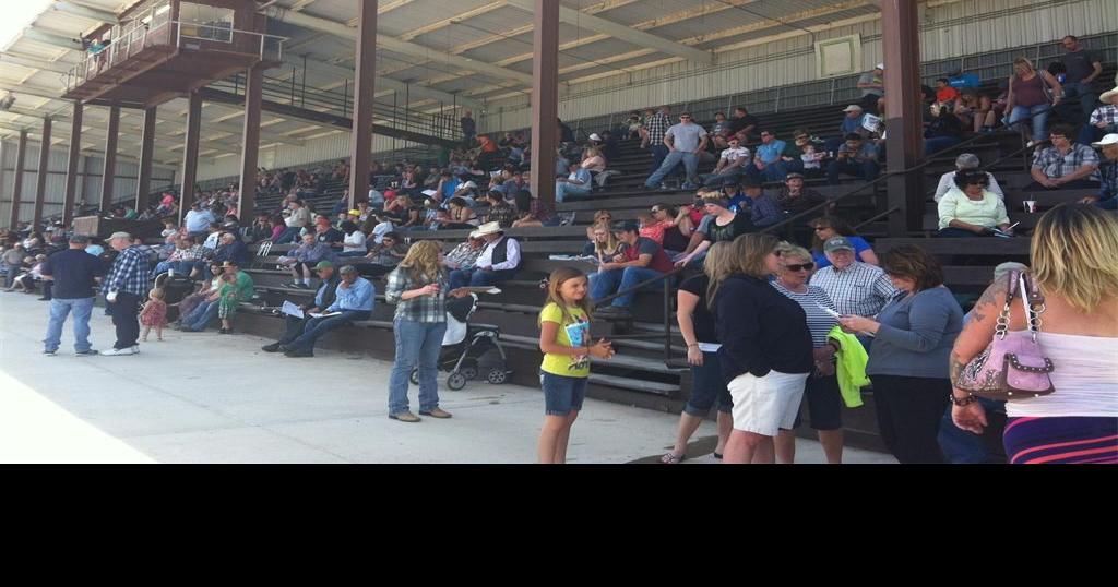 First Horse Race of the Season Brings Hundreds to Pocatello Downs