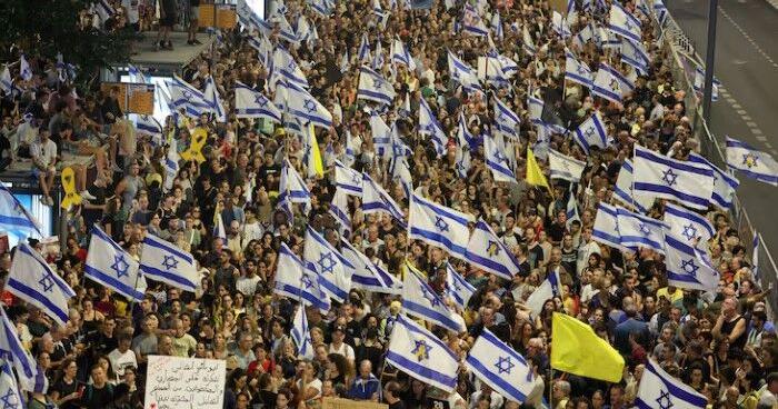 Israel-Gaza live updates: Netanyahu doubles down on staying in Philadelphi corridor