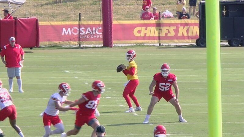 Photos: On-Field at Chiefs Practice