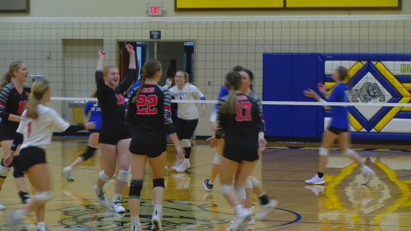 St. Joseph Christian, MidBuchanan volleyball advance to district