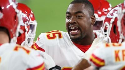 Chiefs' Jones records 1.5 sacks in season debut, Chiefs beat Jacksonville  17-9, Sports