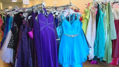 Cinderella's Closet: Volunteers give away prom dresses to help