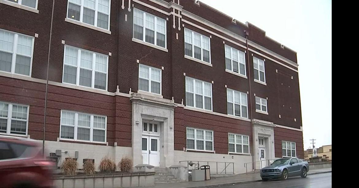 Leavenworth police investigating high school student’s death as