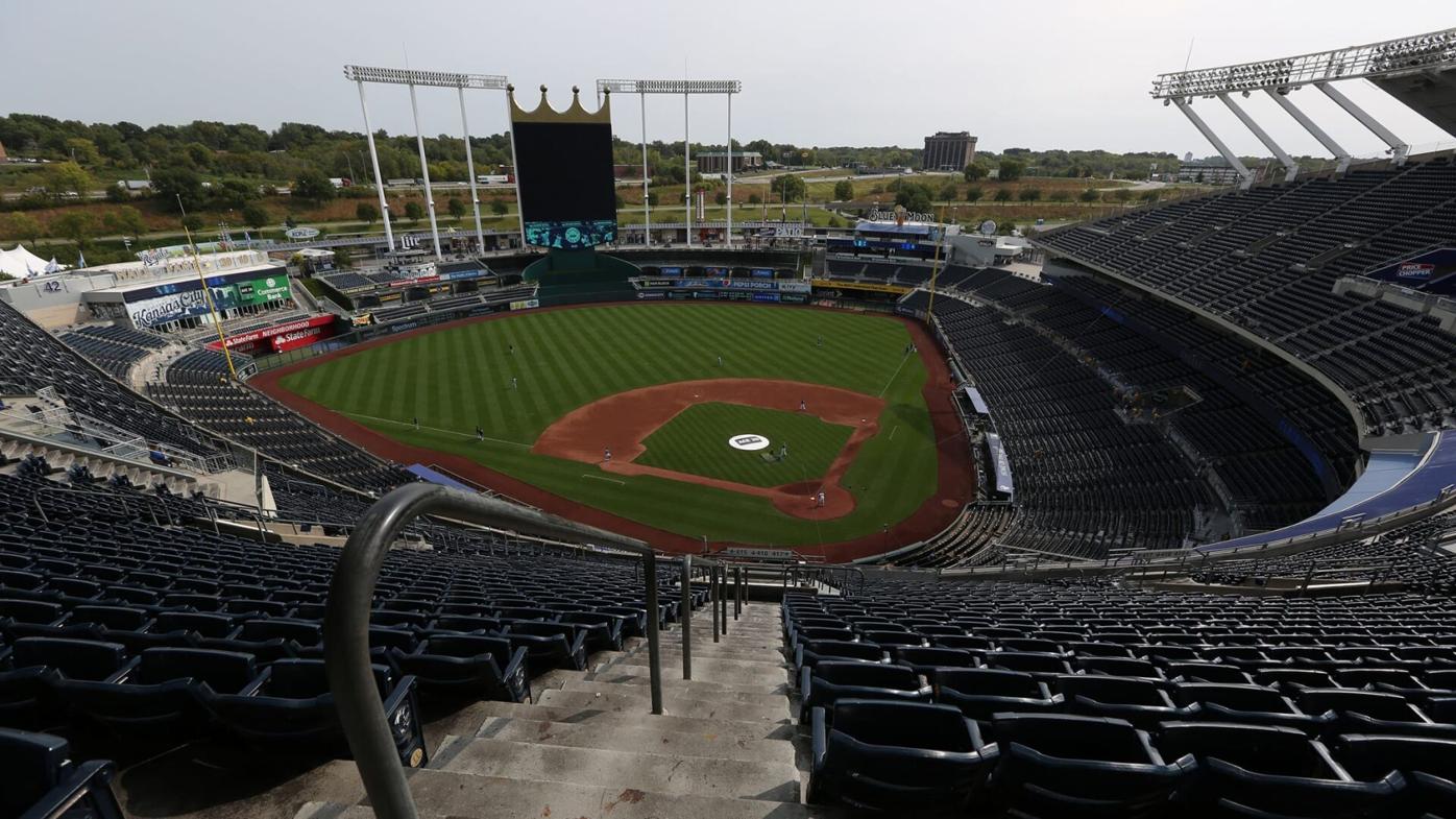 Royals announce plans to move to new ballpark in downtown Kansas City 