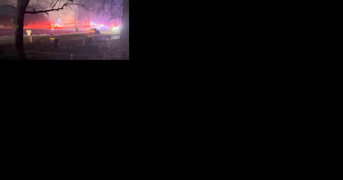 Firefighter injured when restaurant goes up in flames in Dixie Inn - Vimarsana News
