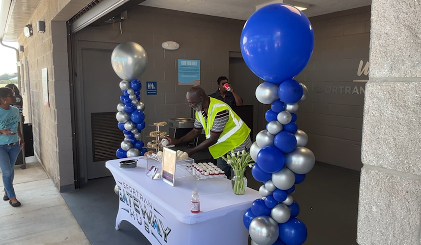 Gateway Printer SporTran dedicates new Gateway Transit Hub at Shreveport airport | News ...
