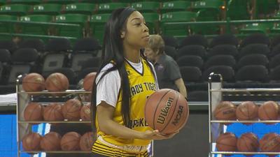Gsu S Hill Named Boxtorow National Player Of The Year Sports