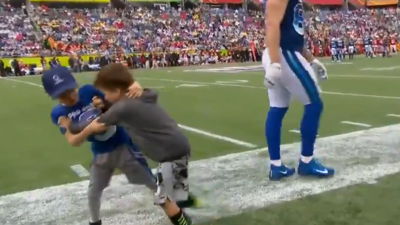 Drew Brees' kids fighting on the sideline was the most intense part of the Pro  Bowl 