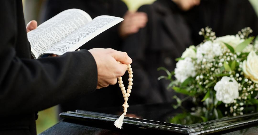 U.S. Catholic bishops tighten guidelines for funeral rites