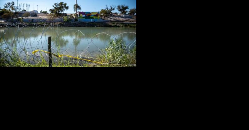 Texas pushes back, erects more wire barriers along Rio Grande River as federal lawsuit continues - Vimarsana News