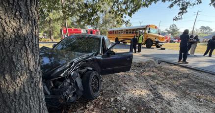 School bus crash near Shreveport elementary school leaves 20 injured