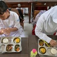 Indonesian President Prabowo Subianto touted a billion-dollar free meal programme as a solution to the high rates of stunted growth among children