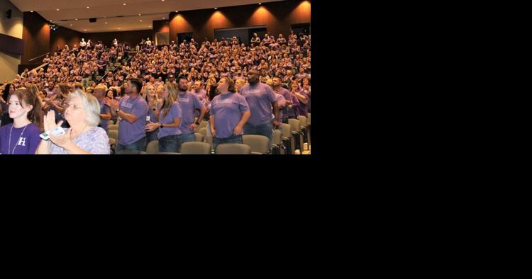Hallsville ISD approves 10% raises for all staff to counter inflation - Vimarsana News