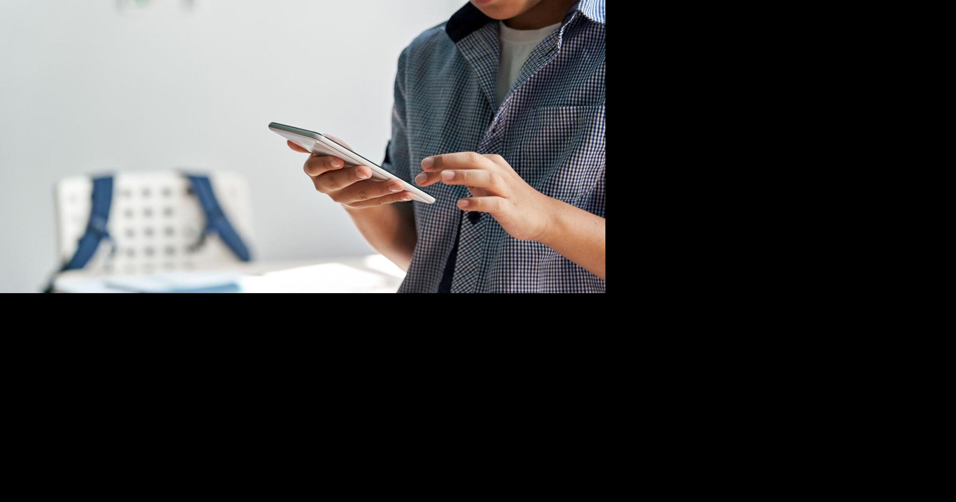 Louisiana school cell phone ban earns positive reviews after first year