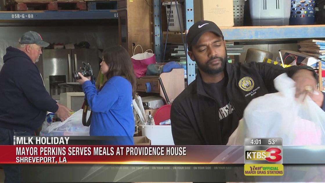 City Leaders Serve At Providence House On Mlk Day News Ktbs Com