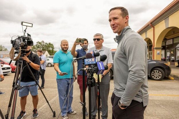 NFL quarterback Drew Brees Partners with Stretch Zone