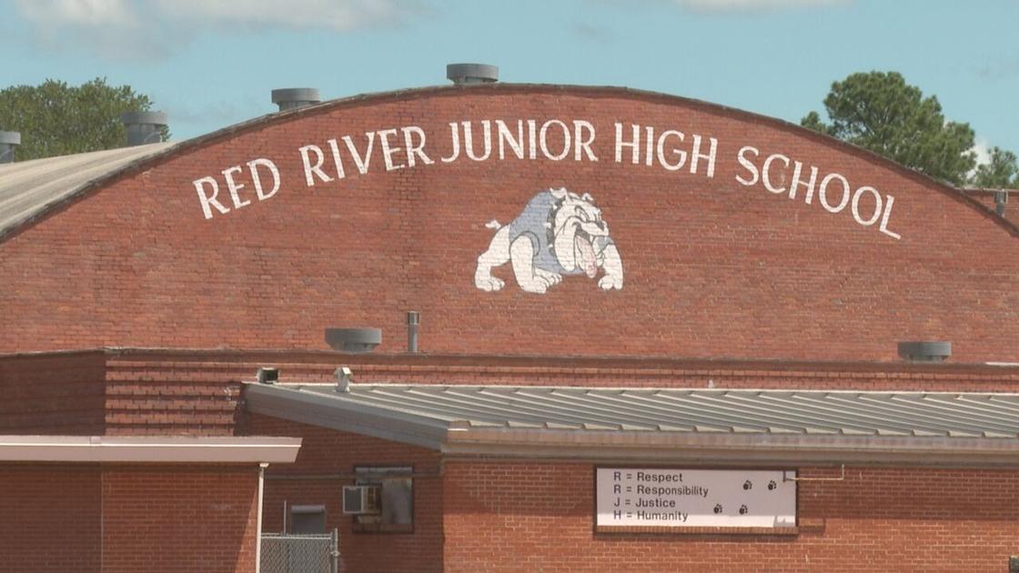 Red River Schools to host Facebook roundtable discussion about school