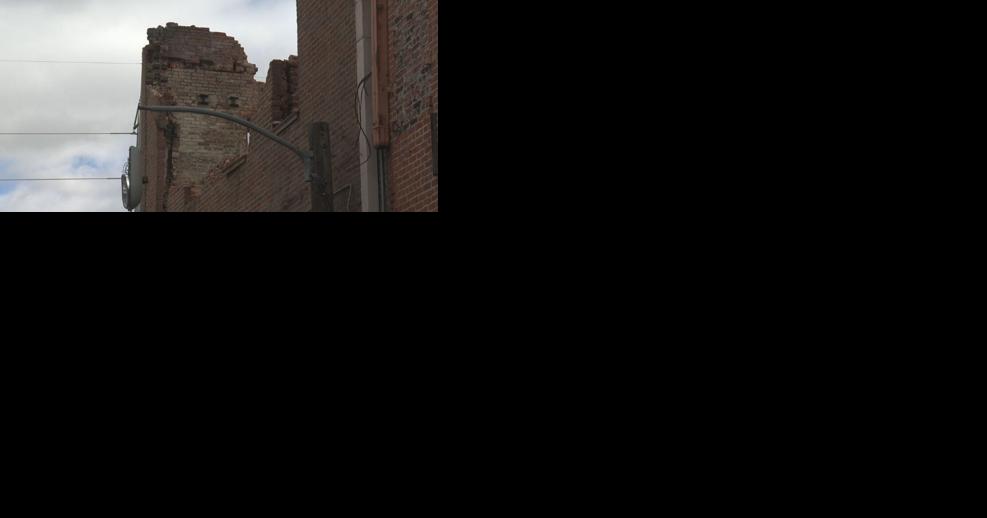 Bar owner pleas for demolition of burned down former Shreve Square building that poses danger - Vimarsana News