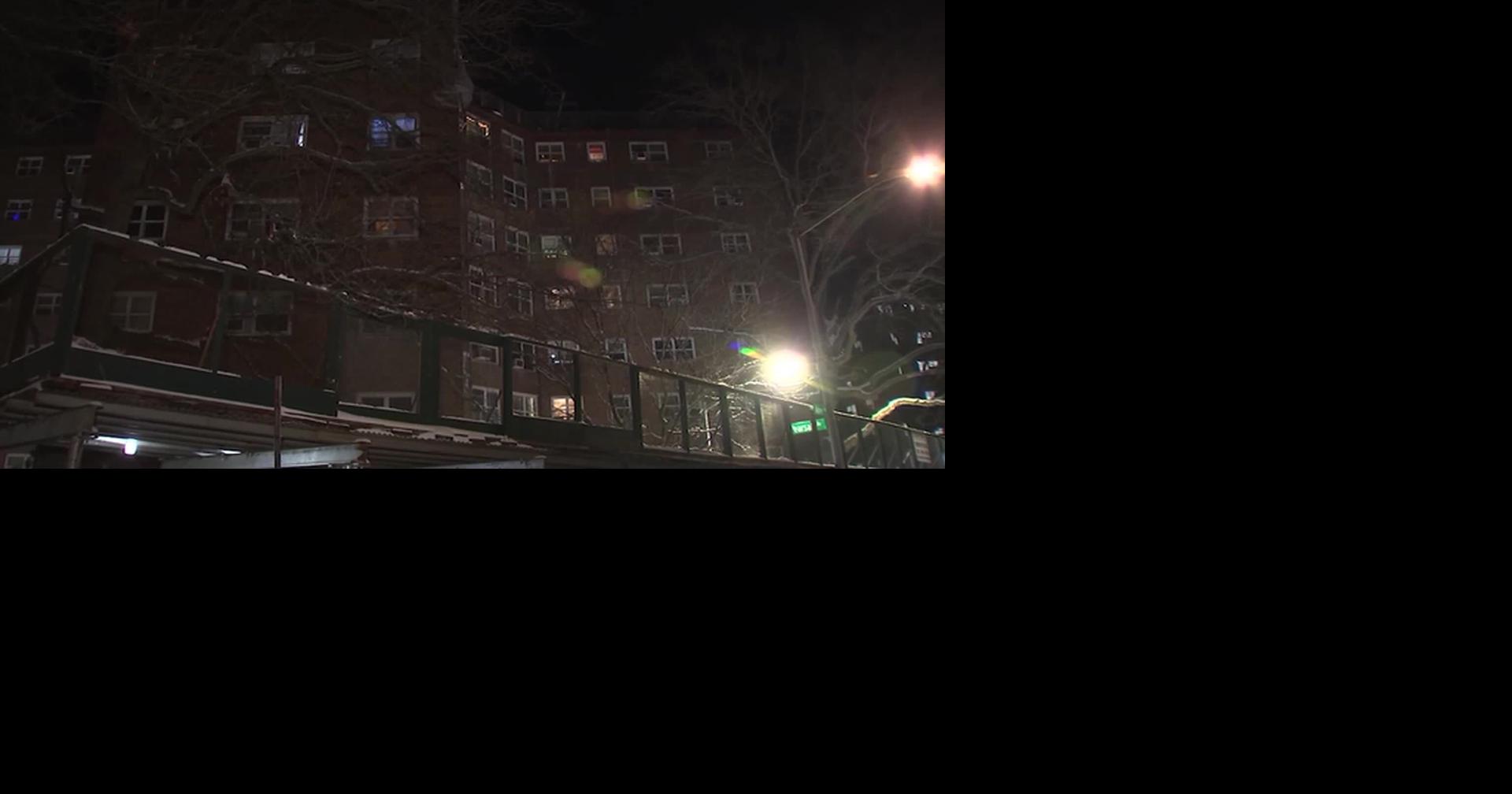 NY: TWO TEENS SHOT, ONE KILLED, IN BRONX APARTMENT