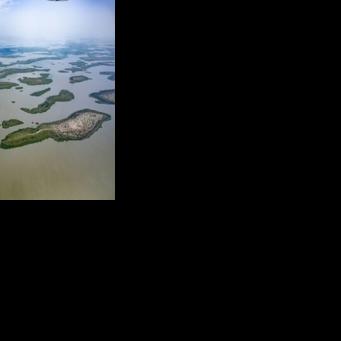 Lake Chad straddles Cameroon, Chad, Niger and Nigeria