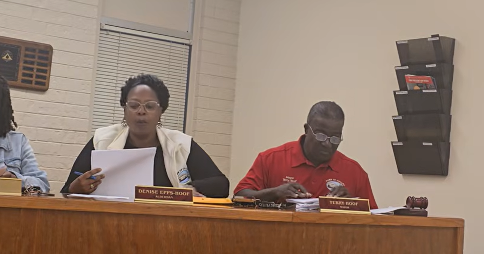 Court hearing set for restraining order sought by Cullen mayor, alderwomen