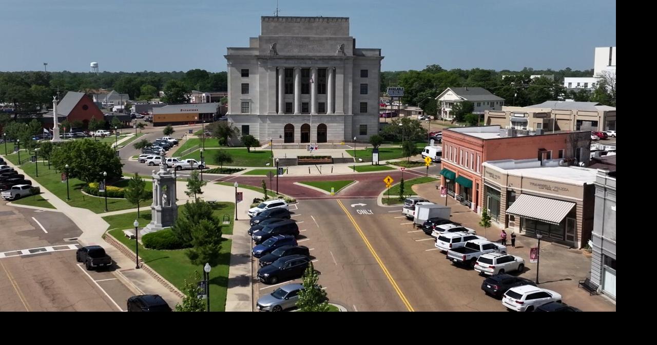 Texarkana's history blends two states into one city