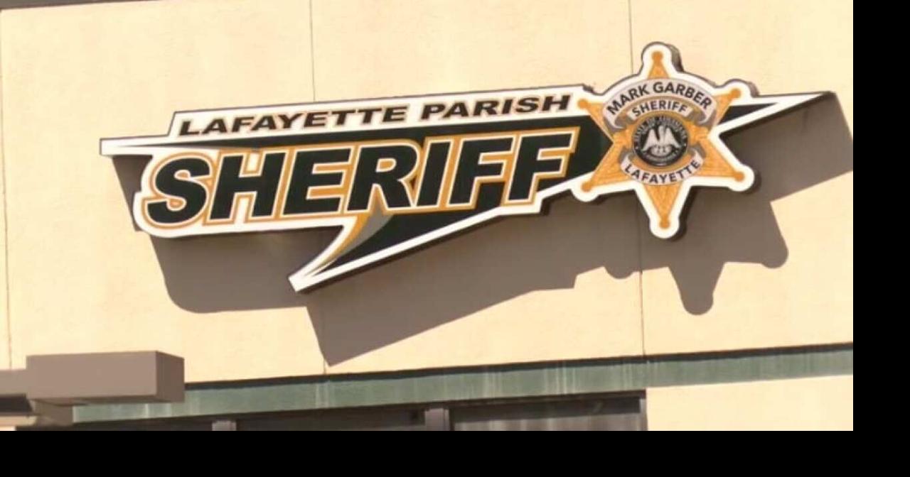 Carencro High student shot while exiting school bus | News | ktbs.com