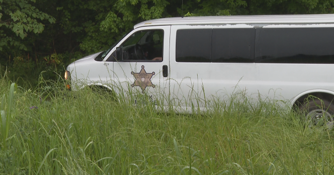 High speed chase of prisoner van ends with inmate arrested | Crime ...