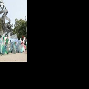 Giant sculpture exposes plastic pollution in front of UN in Geneva