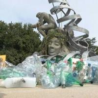 Giant sculpture exposes plastic pollution in front of UN in Geneva