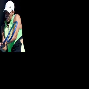 Madison Keys hits a return to Czech Republic’s Karolina Pliskova