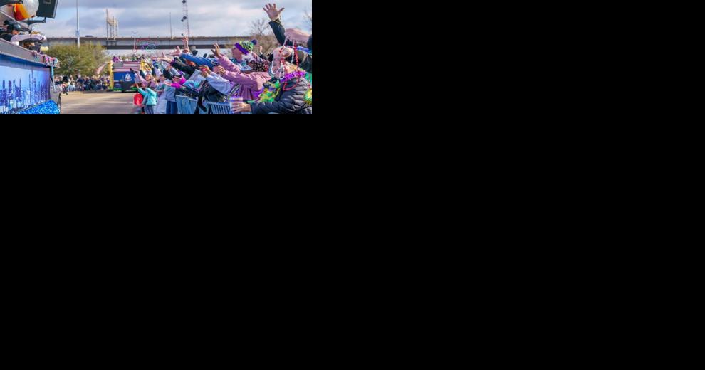 Long time Krewe of Centaur member writes letter to Shreveport mayor on proposed Mardi Gras changes - Vimarsana News