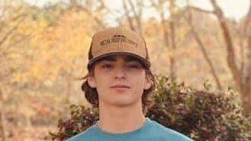 Lawyer hired, deputy fired in shooting death of Ark. teen - Vimarsana News