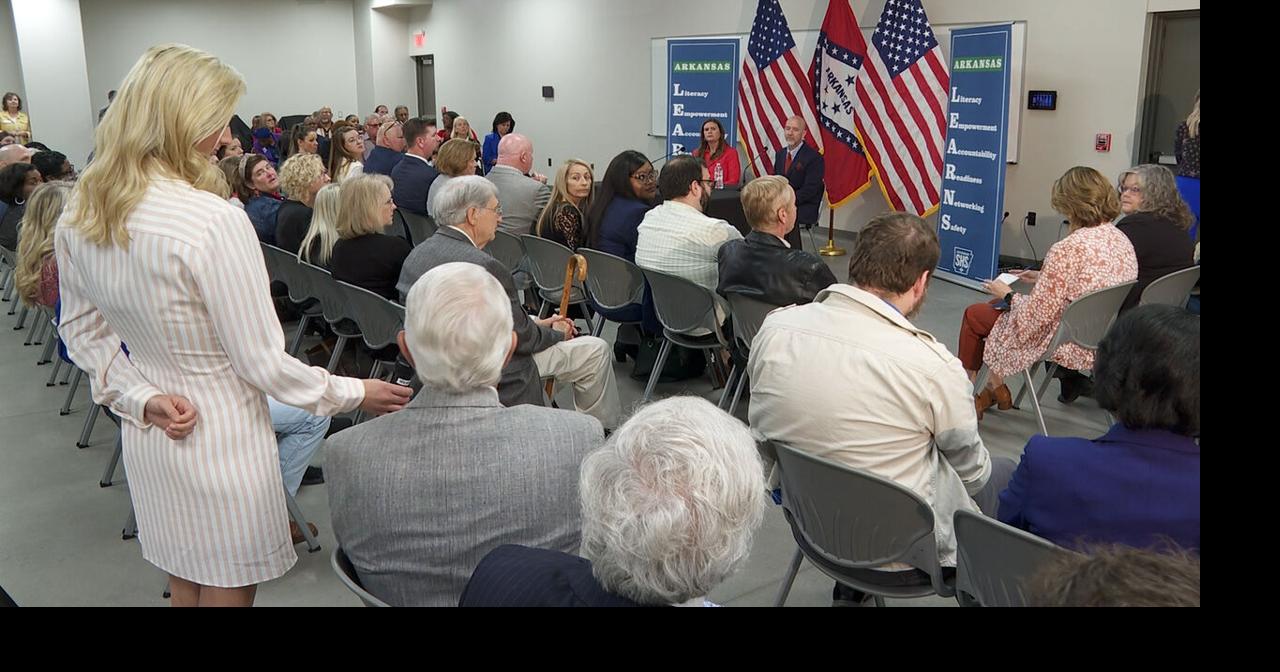 Gov. Sanders discusses LEARNS Act at town hall in Texarkana Texarkana