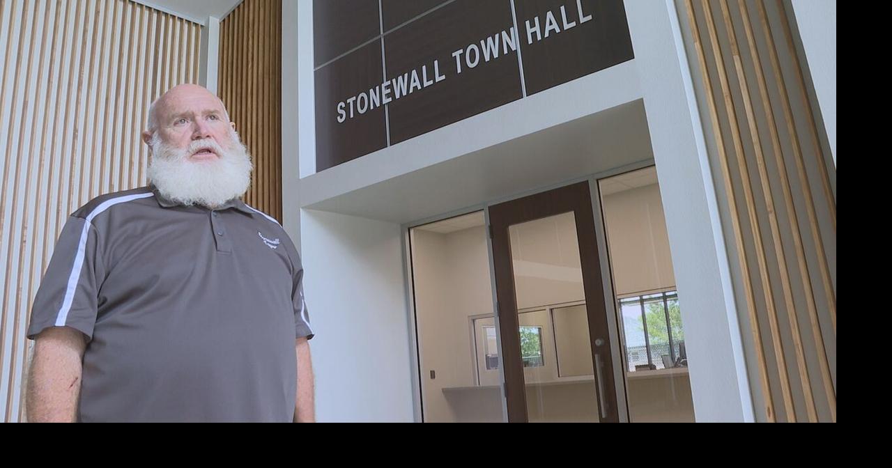 Stonewall Town Hall relocates to new building News