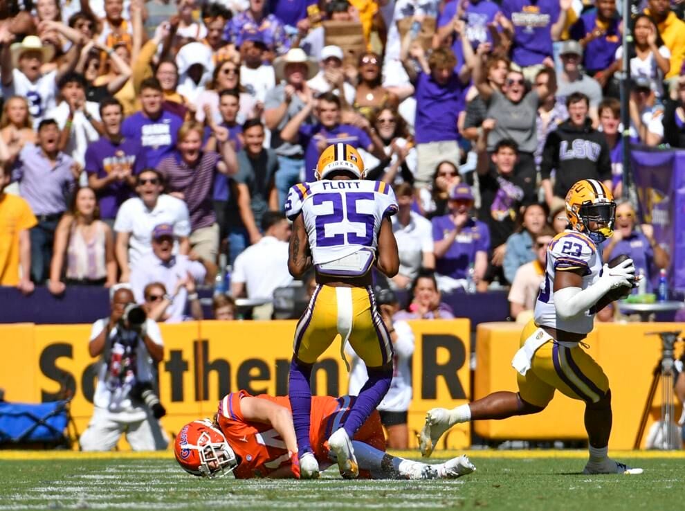 LSU top CB Stingley out indefinitely after foot procedure