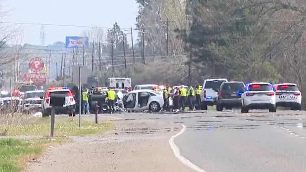 2 dead, 2 injured in head-on Highway 1 crash | News | ktbs.com