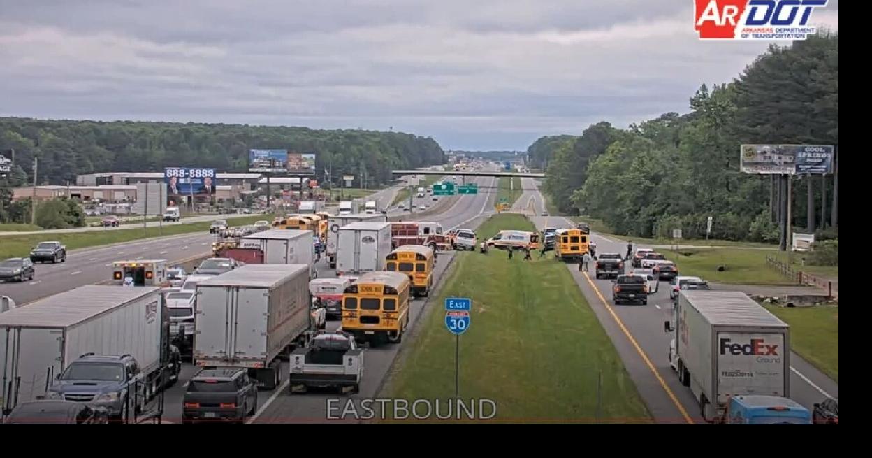 Arkansas State Police: 3 Nashville school buses, car involved in I-30 crash