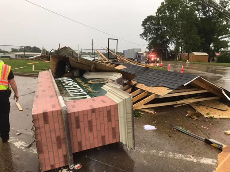 Update Weather service says tornadoes to blame for damage in Mansfield