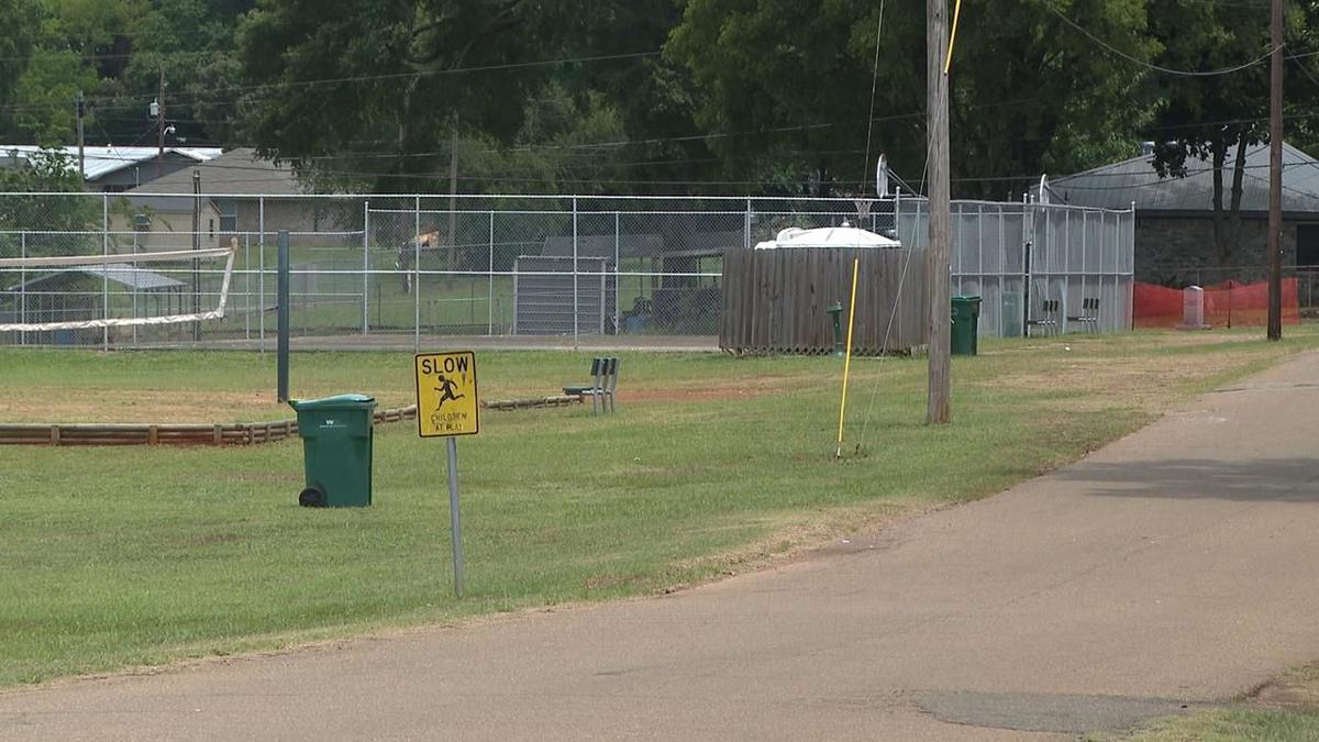 Several Injured After Shooting In Atlanta Texas Texarkana