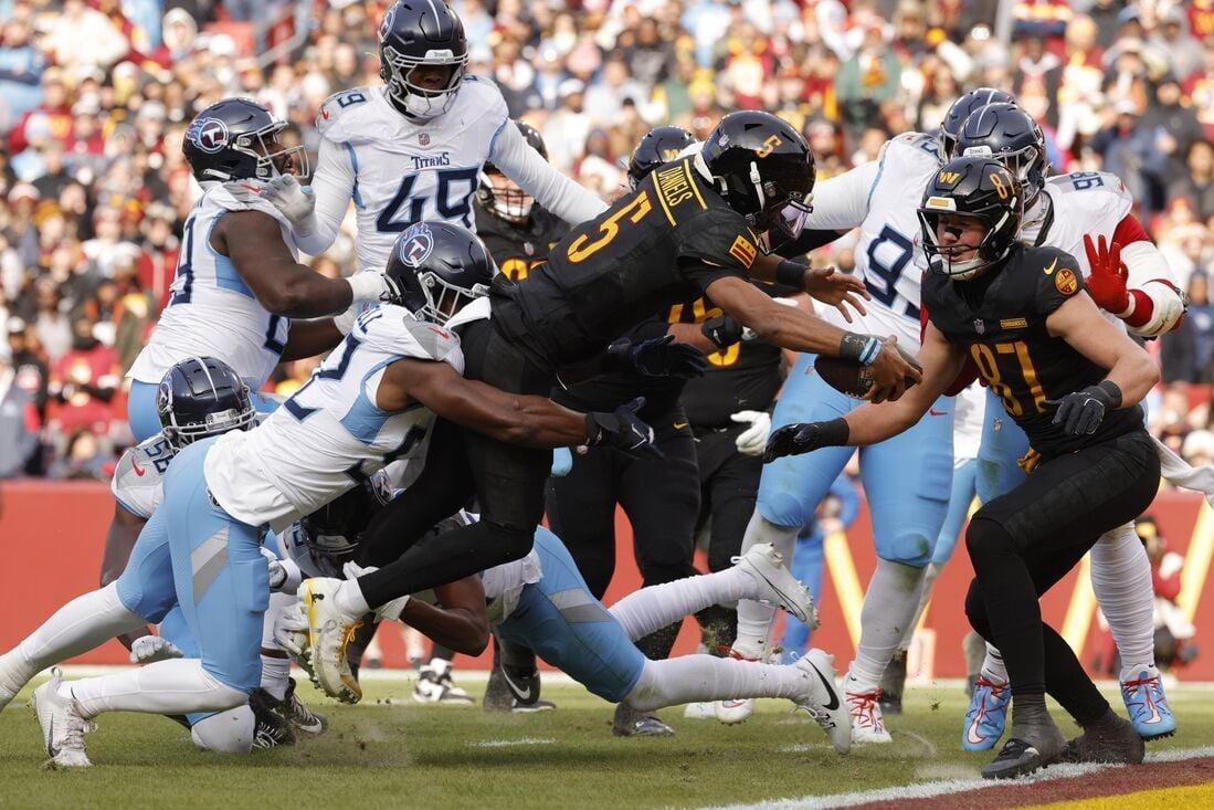 Commanders Dominate Titans Early, End 3-game Losing Skid | National ...