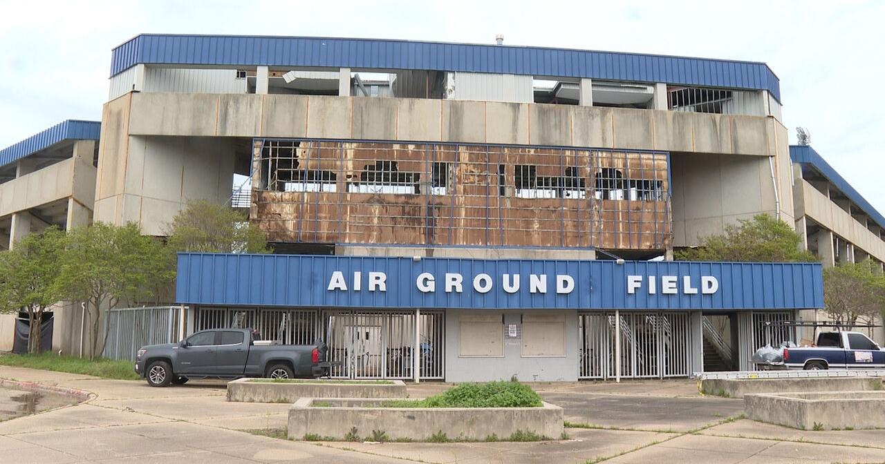 Fair Grounds Field frustrations continue - Vimarsana News