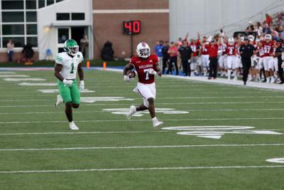 Bulldogs Hold Off Mean Green in 24-17 Win, Sports