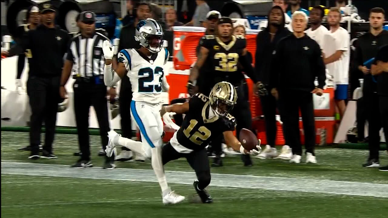 Saints — down to their last back — pull out 20-17 win over Panthers