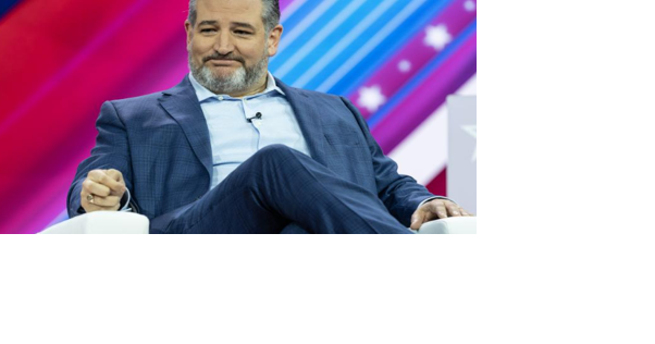 Ted Cruz endorses Trump after 'dominating victory' in Iowa - Vimarsana News